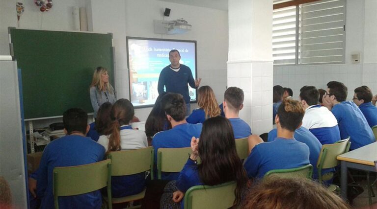 Medicaments que curen, campanya per a la donació apropiada de medicaments i l’ús racional de productes sanitaris